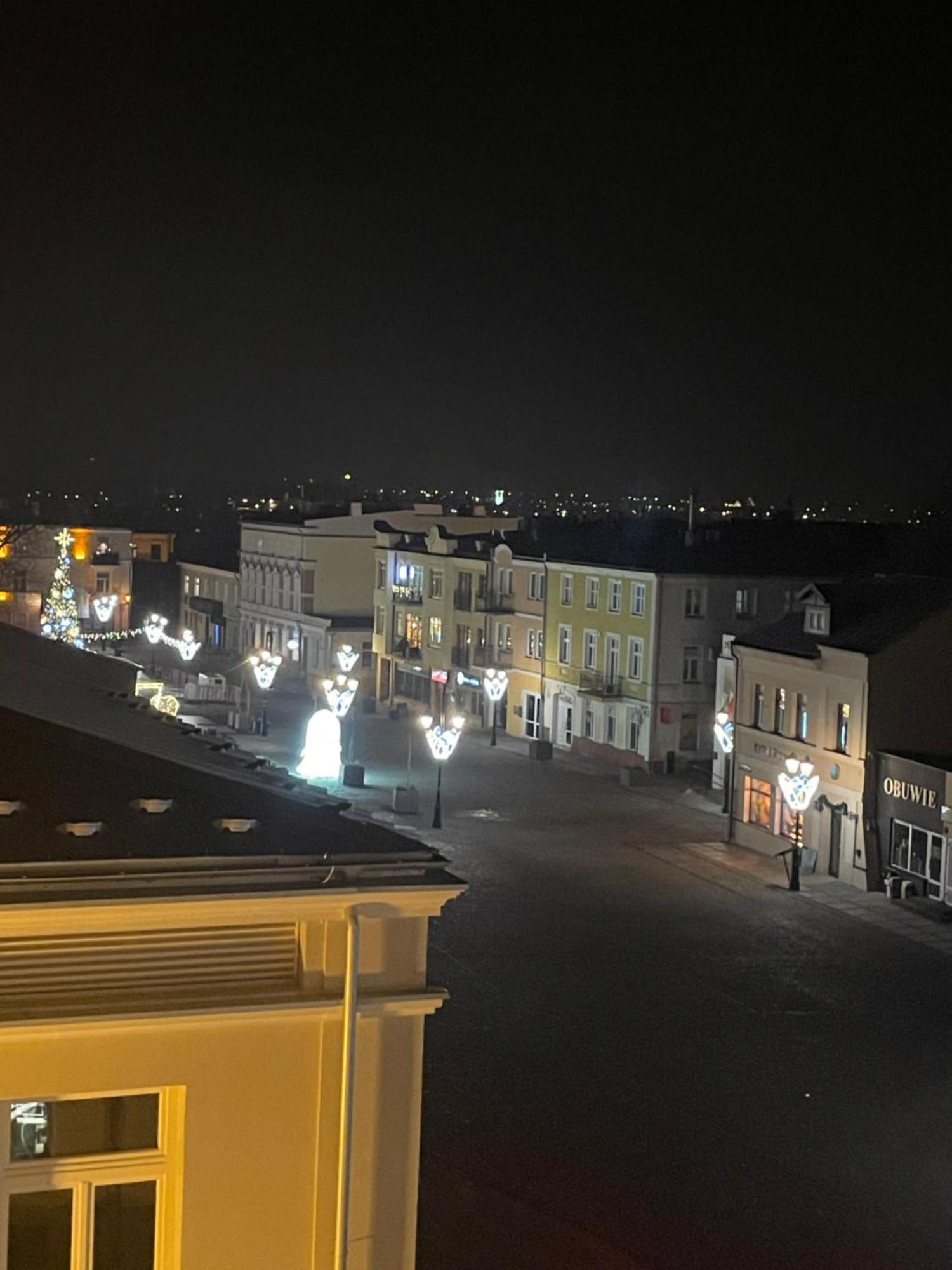 Apartamenty Luczkowskiego Z Widokiem Na Studnie 2 Chelm Bagian luar foto